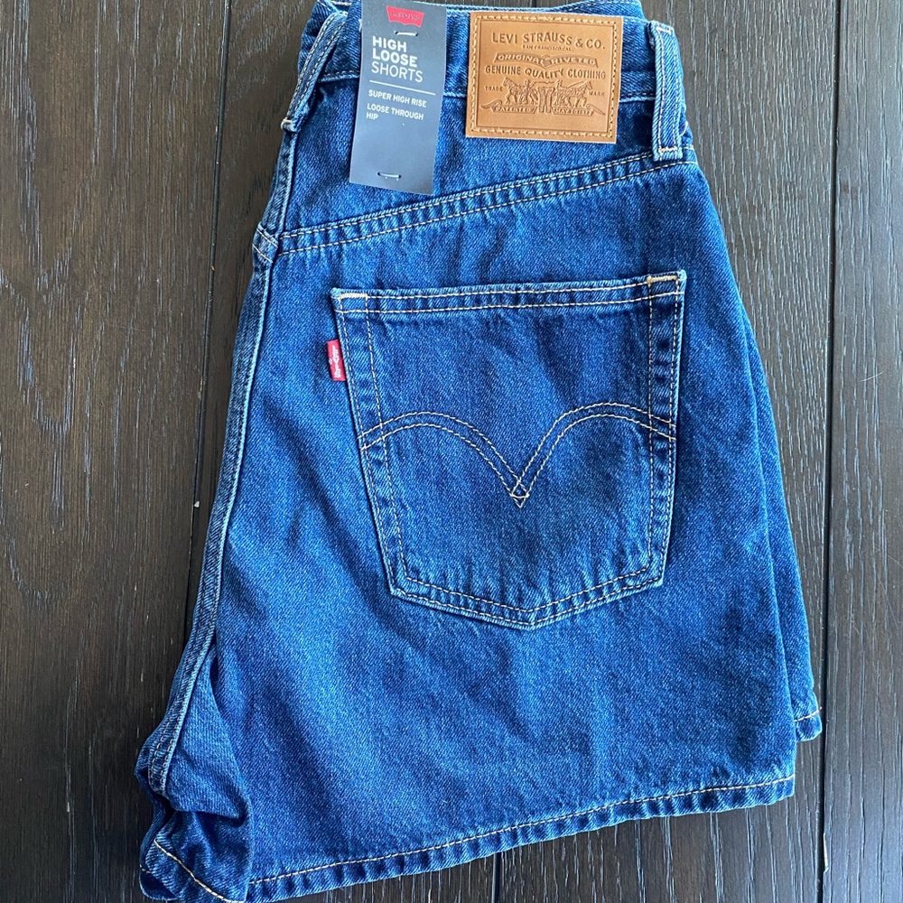 High Rise Levi Shorts